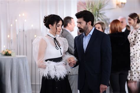 Now, our couple is being interviewed While there are romantic moments thanks to the interview, the arrival of Aunt Saadet will complicate the situation again. . Turkish drama redemption
